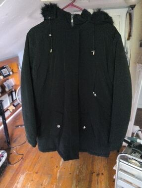 Amazon Essentials Black Hooded Field Coat with Faux Fur Trim